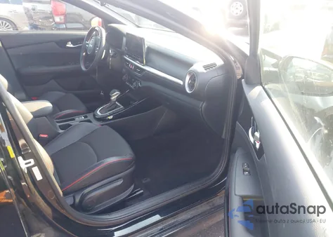 2022 Kia Forte Gt из США, поврежденный, VIN 3KPF44AC5NE494515